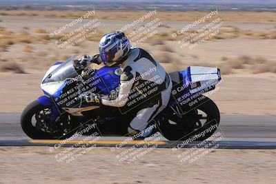 media/Dec-10-2023-SoCal Trackdays (Sun) [[0ce70f5433]]/Turn 9 Inside Set 2 (1115am)/